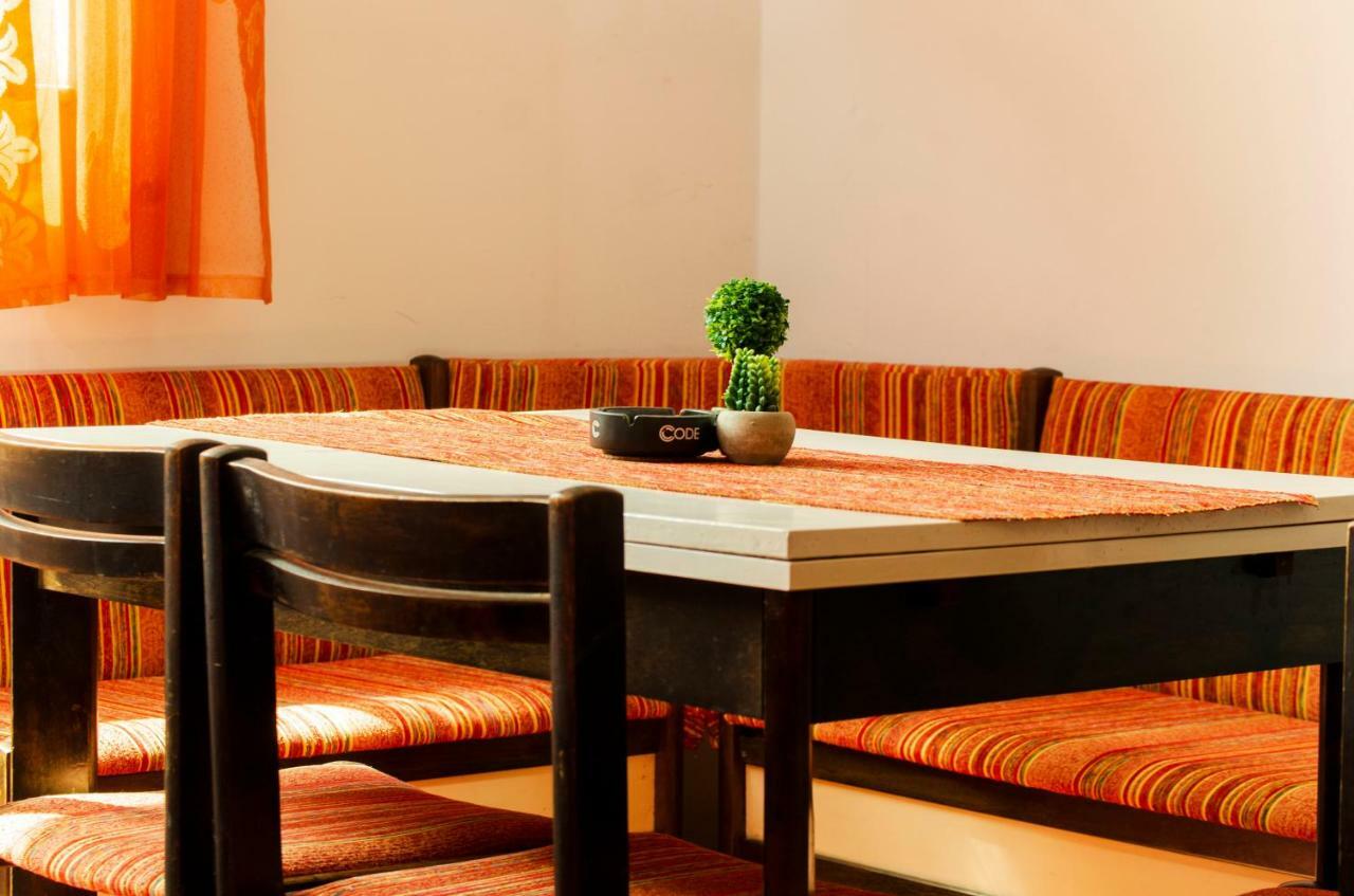Apartmani Aa ซาราเยโว ภายนอก รูปภาพ