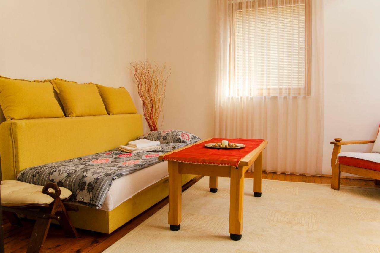 Apartmani Aa ซาราเยโว ภายนอก รูปภาพ